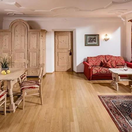 Saltauserhof מלון 4*